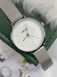 KEZZI 1 pieza Reloj de cuarzo con esfera redonda de color púrpura, dial de dígitos y correa de malla de acero inoxidable de estilo minimalista para mujeres, pequeño y refinado, adecuado para uso diario