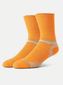 1 Pair Men/Women/Couple Lightweight Solid Color Mesh Mid-Calf Sports Socks, Soft & Comfortable, Moisture-Wicking, Breathable, Odor Resistant, Suitable For Summer Sports, Fitness, Travel, Office Use - Multicolor - View 1