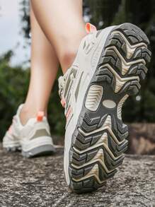 Women's Latest Outdoor Rock Climbing Breathable Mesh Hiking Shoes
