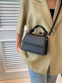 1pc Solid Color Pleated Edge Handbag With Flap, Crossbody Bag For Women - Black - View 2