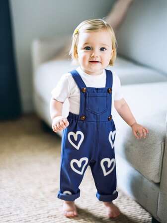 新品 女宝宝心形印花休闲连体百搭牛仔背带裤