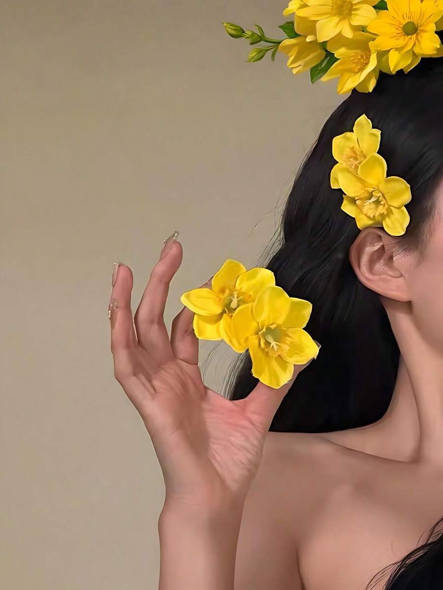2 Stück Damen gelbe künstliche Blumen Haarspangen, minimalistische Mode Beach Urlaub Haarzubehör, süße Hawaii-Stil Haarklammern
