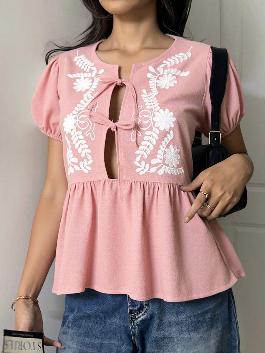 Blusa informal de mujer de unicolor con cuello redondo, cordón con nudo al frente, manga corta - Rosa - Ver 1