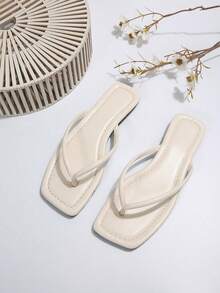 Sandalias de tanga francesas para mujer, estilo de diosa dulce, versátiles para la playa, citas, fiestas y uso casual, suela suave antideslizante, verano, chanclas - Beis - Ver 8