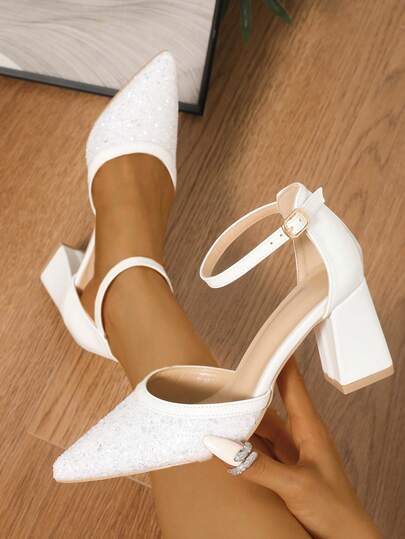 Novos sapatos femininos de salto alto grosso com lantejoulas sensuais e bico branco vazado