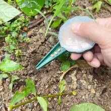2 pièces distributeur de graines portable, facile à utiliser, convenant à toutes les graines avec un semoir manuel, idéal pour les outils de jardinage et d'entretien de la pelouse, distributeur de graines sur demande