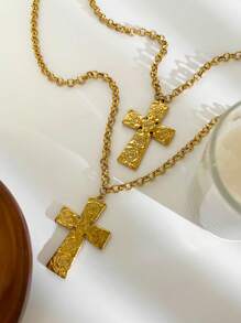 Monlansher Nuova collana da donna con pendente a croce, design in metallo in rilievo esagerato, realizzata in acciaio inossidabile, alla moda, versatile e adatta all'uso quotidiano, colore oro