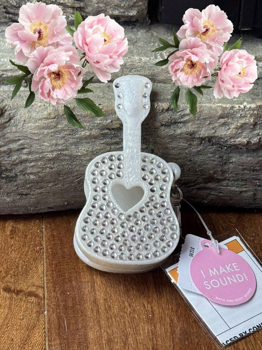 Plush Keychains - White Gloss - View 1