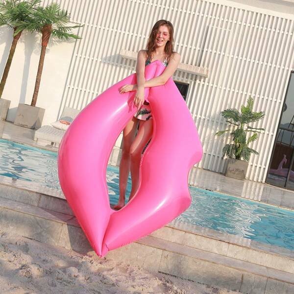 1 pezzo Anello gonfiabile a forma di labbra e cuore, sedile con schienale, accessorio per feste in piscina estive, regalo estivo adatto per bar in piscina, feste di influencer, feste in piscina, feste per single, feste di San Valentino, giocattolo per feste in piscina di bar (rosso, rosa), regalo di San Valentino, regalo di compleanno, galleggiante per piscina estiva