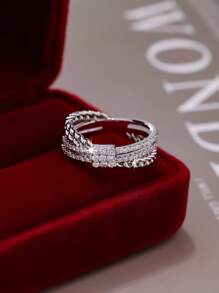 1 pieza Anillo de zirconia cuadrado elegante y brillante con diseño de cruce, diseño clásico para damas, apropiado para citas, propuestas, bodas y ocasiones casuales