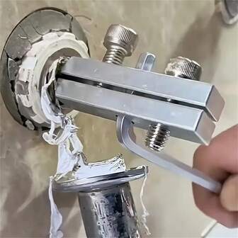 1/2-3/4英寸可调角度水龙头阀门拆卸工具 - 钢管和螺丝拆卸器，蓝色软握柄，管道维护套件