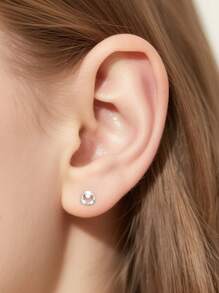 Pendientes de tuerca de plata de ley 925 con circonita brillante para mujeres, aretes de perforación de hueso de la oreja minimalistas y elegantes, joyería hipoalergénica, adecuada para damas de moda, estudiantes, regalos para el Día de San Valentín, cumpleaños, aniversario con estuche de regalo delicado