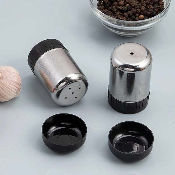 2pcs/Set Stainless Steel Seasoning Bottles Set, Outdoor Spice And Pepper Shaker Dispenser, BBQ Tools - Compact Portable, Best For Christmas, Halloween, Outdoor Barbecue Party