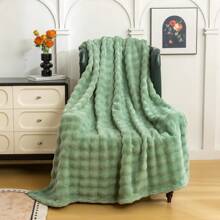Luxury Reversible 3D Jacquard Fleece Throw Blanket, 100% Polyester, Soft Cozy Warm Plush, Contemporary Style, All Seasons, 250-300gsm, No Print, Woven Craftsmanship, Ideal For Couch & Bed Decor