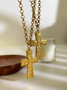 Monlansher Nuova collana da donna con pendente a croce, design in metallo in rilievo esagerato, realizzata in acciaio inossidabile, alla moda, versatile e adatta all'uso quotidiano, colore oro
