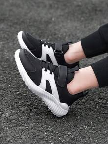 Lightweight Anti-Slip Sports Shoes For Running, Fashion Athletic Sneakers, All Season - Black and White - View 6
