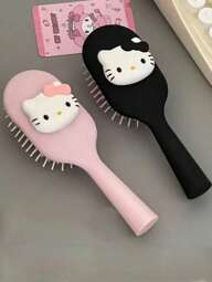 Sanrio 1 pieza / 2 piezas Cepillo de pelo portátil con diseño de Kitty, cepillo de pelo portátil tipo paleta, peine de masaje del cabello con decoración de dibujos animados, adecuado para masaje suave del cabelludo y cepillado del cabello normal, cepillo con cojín suave, mango de plástico ABS, portátil, herramientas de peinado y cuidado personal, regalo para el Día de San Valentín/cumpleaños de mujer, color del peine distribuido al azar, cerdas curvadas ajustables