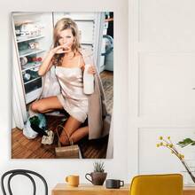 Framed  Canvas Painting Kate Moss Near Fridge Wall Art - Kate Moss Print - Kate Moss Poster Print - Fashion Print Kate Moss Print Kate Moss Wall Art Wall Decor  For Living Room Vintage Pop Star Aesthetic Classic Music Print Legendary Singer For Valentine's Day, Easter, Father's Day, New Year's Day, Thanksgiving Day And Christmas Day, Etc. - Framed - View 5