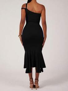 Vestido de mujer, unicolor sexy de un solo hombro con plisados y diseño asimétrico para el verano