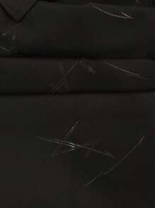 قميص رسمي فاخر للرجال، أنيق وذات طبعة شخصية بخطوط طويلة الأكمام وأزرار، فاخر غير متكلف