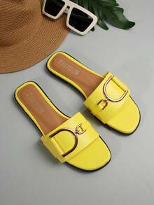 New Stylish Women Flat Sandals
