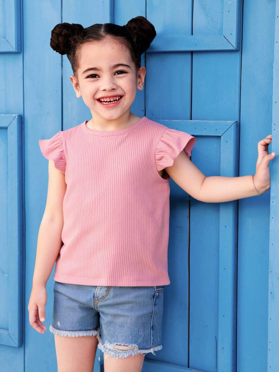 Playera fresca con manga de olán, cuello redondo, confeccionada en rib con finas líneas marcadas en el tejido color rosa. - Rosa - Ver 1