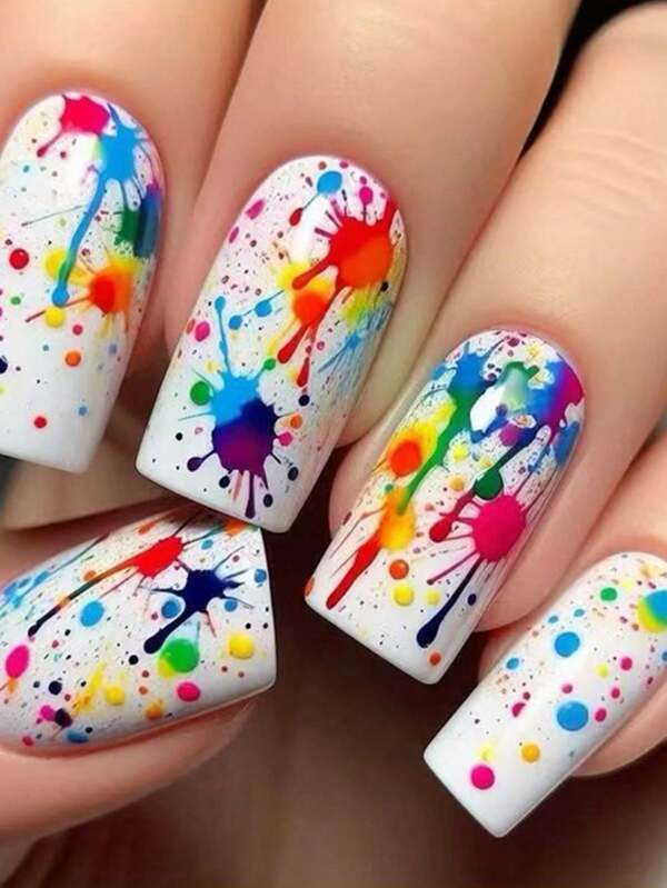 Unhas postiças removíveis com estampa de grafite branco de comprimento médio, estilo punk fashion, 24 adesivos de unhas coloridos, modernos e modernos, práticos para viagens e passeios