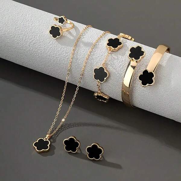 New Windnet Popular Lucky Clover Fashion Lucky Earnail Necklace Bracelet Ring Five Piece Set Five Petal Flower