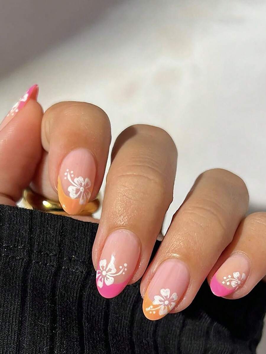 24 Pieces Of Summer Nails Short Nails Almond-Shaped Nails French Pointed Nails Petal False Nails With One