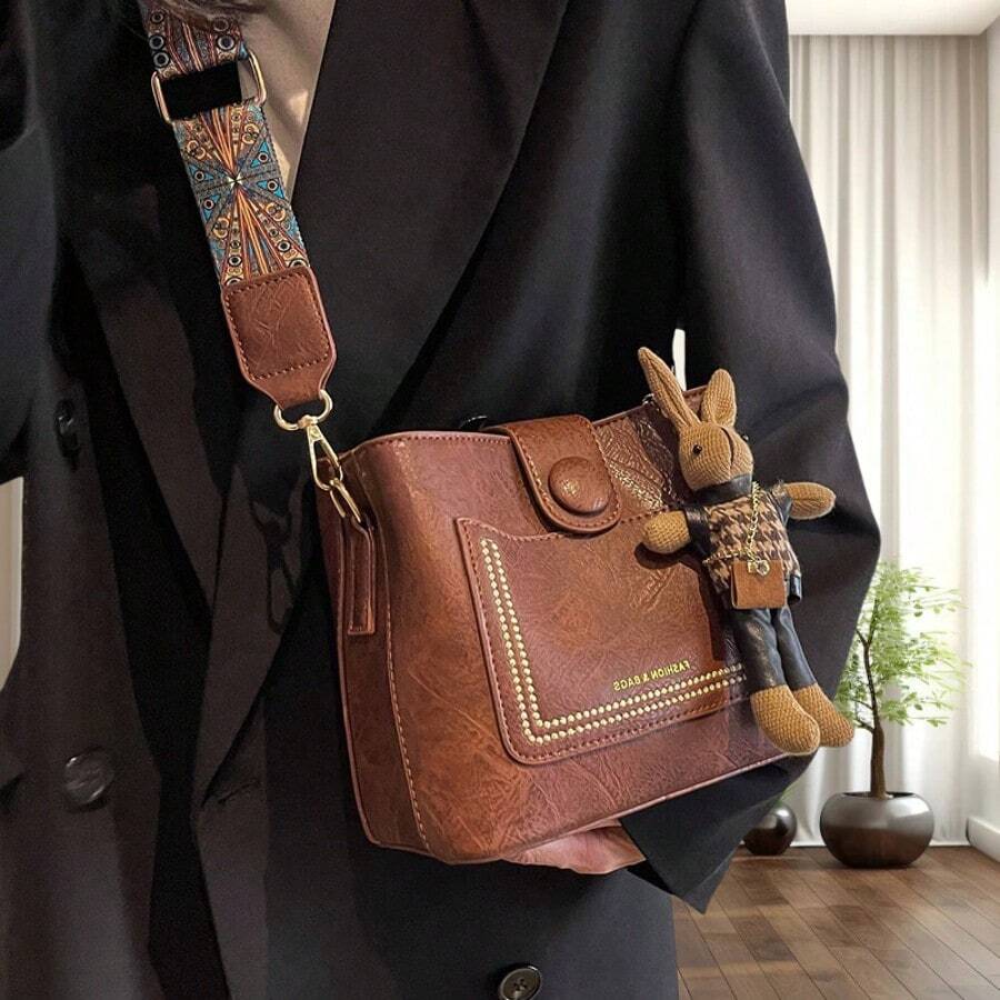 Bucket Bag,  Women's Vintage Bunny Pendant  Bucket Bag, Retro Small Water Buckets Bags, Adjustable Shoulder Strap Crossbody Bag