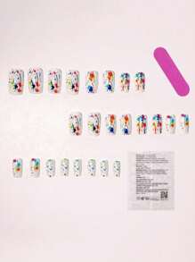 Unhas postiças removíveis com estampa de grafite branco de comprimento médio, estilo punk fashion, 24 adesivos de unhas coloridos, modernos e modernos, práticos para viagens e passeios