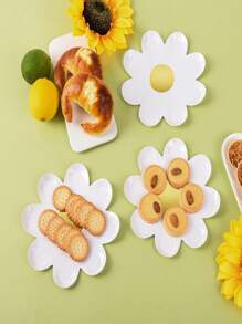 10 Pcs Daisy Paper Plates Flower Disposable Gold Foil Dessert Plates Sunflower Boho Groovy Party Plates For Summer Birthday Shower Wedding Tableware Supplies ,7 Inch/9 Inch Plate,Daisy Shape Plates White Daisy Flower Paper Food Plate Summer Spring Daisy Flower Party Decoration, Birthday, Wedding, Graduation, Cake Party, Fruit Party, Summer Party, Father's Day, Halloween, Thanksgiving, Christmas