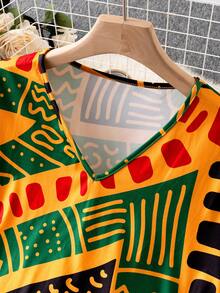 Fashion Casual Slim Fit V-Neck All-Over Allover Print Short Sleeve Plus Size Dress - Multicolor - View 3