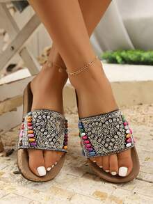 Rhinestone Embellished Flat Women's Slippers, Comfortable Lightweight Non-Slip Ladies Sandals - White - View 5