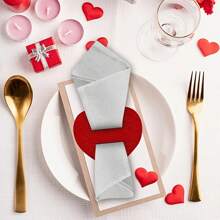 10/20/50/100pcs Mini Heart Shaped Cutlery Holder/Utensil Bags, Felt Heart Cutlery Sets With Napkin And Rose Flower Clips, Perfect Choice For Holidays, Weddings, Anniversaries, Birthday Parties To Create A Romantic Ambiance, Dining Table Decor