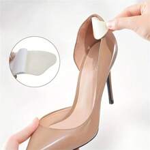 12 pièces/set Coussinets auto-adhésifs pour talon de chaussure, convenant pour les chaussures lâches. Coussinets de talon pour augmenter l'ajustement et le confort de la chaussure, prévenir le glissement du talon et les ampoules. Accessoires pour chaussures et bottes, excellent cadeau pour les femmes.