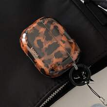 Niche Retro Amber Leopard Print Pro 2/Pro 3 耳机盒，Apple 第二代/第三代无线蓝牙保护套，男女皆宜的时尚款，硅胶材质带保护膜（使用前请撕下） - 棕色 - 查看 5