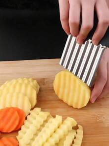 1pc Kitchen Wavy Potato Slicer, Stainless Steel French Fryer, French Fry Cutter, Household Kitchen Tools, Colors Randomly Shipped - Multicolor - View 10