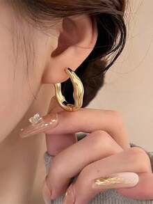 5Pcs/Set Minimalist Asymmetrical Geometric Hollow Water Drop Elegant Unique High-End Design Ear Clip Earring Set - Type a - View 3
