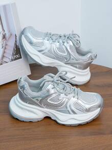 Tênis Chunky Prateado, Novos Tênis Femininos para o Verão de 2025, Mesh Respirável, Sola Grossa Elevador, Leve, Sola Macia, Calçado Esportivo