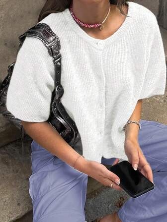 Women's Casual Solid Color Short Sleeve Cardigan, Young Girl's Knit Crew Neck Sweater, 2025 Minimalist Fashion Street Style, With Ribbed Design Details Button Closure, Soft & Delicate Wool Texture, Autumn/Winter Women Clothing