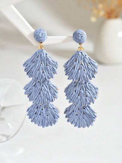 OOQ 1 Pair Handmade Woven Raffia Shell Tassel Long Earrings, Bohemian Beach Style Geometric Design Earrings, Suitable For Women's Daily, Vacation, Party, Festivals Like Valentine's Day, Wedding Season, Mother's Day, Music Festivals (Handcrafted Raffia Weaving, Shape And Direction Random)