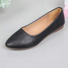 Zapatos planos para mujer, zapatos casuales, zapatos de trabajo antideslizantes, bailarinas de punta, zapatos con suela de goma de unicolor y slip-on - Negro - Ver 9