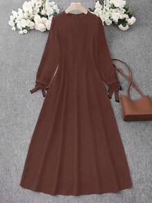 Women Solid Color Round Neck Long Sleeve Pocket Casual Arabic Dress, Modest