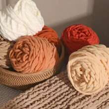 1Roll Multicolor Ice Strip Yarn 100g, 8mm Thick - Soft And Chunky Chenille Yarn, Fluffy Thread Knitting Chenille Yarn, Ideal For DIY Knitting & Crochet Projects Like Scarves, Slippers