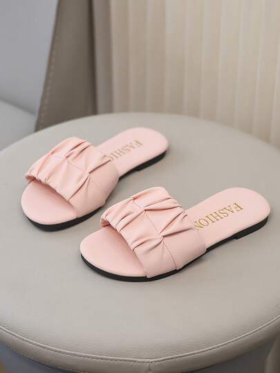 Summer New Round Toe Pleated Design Girls Outdoor Slippers, Fashionable And Generous, Solid Color Western Children Flat Sandals