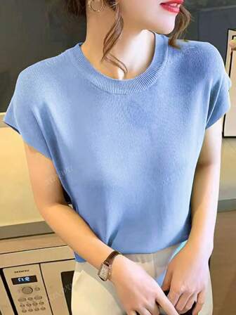 Maglietta premium a maniche corte in maglia fine e morbida per donna, top in maglia senza maniche distintivo, canottiera a coste tinta unita