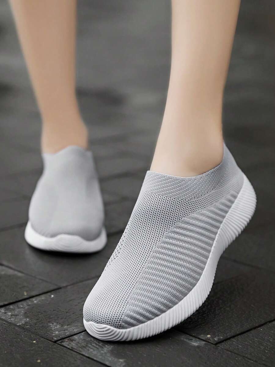 女士灰色透气针织休闲平底一脚蹬乐福鞋，轻便舒适 - 灰色 - 查看 1