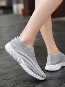 女士灰色透气针织休闲平底一脚蹬乐福鞋，轻便舒适 - 灰色 - 查看 2