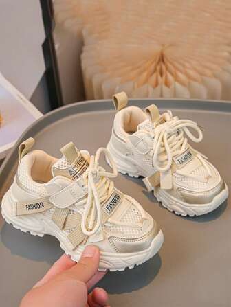 1 Pair Of Children's Casual Sports Shoes Suitable For Little Girls, The 2025 Fashionable New Model Is Suitable For Campus Activities, Daily Travel, Low Cut, Comfortable, Lightweight, Hook And Loop, Anti Slip And Wear-Resistant Boys' Running Shoes